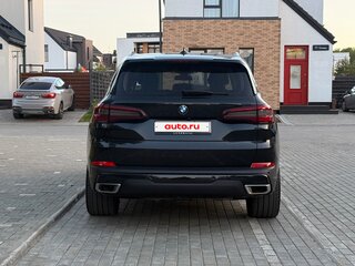 2020 BMW X5 30d IV (G05/G18), чёрный, 6051000 рублей, вид 4