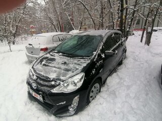 2015 Toyota Aqua I Рестайлинг, чёрный, 1175000 рублей, вид 3