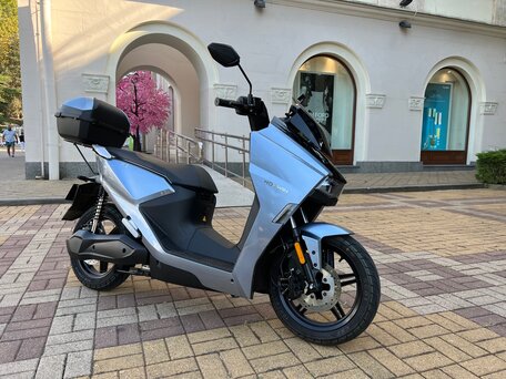 2022 Horwin SK3, голубой, 520000 рублей, вид 1