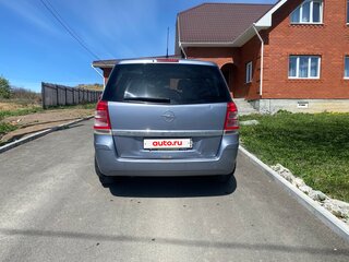 2011 Opel Zafira B Рестайлинг, серый, 570000 рублей, вид 4