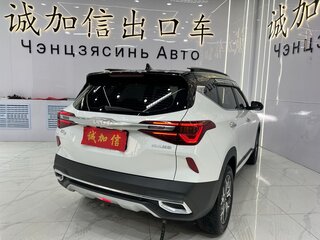 2022 Kia KX3, белый, 1630000 рублей, вид 4