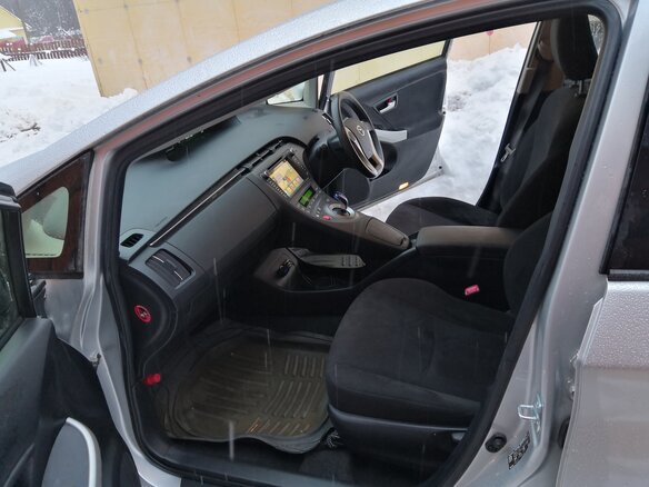 2012 Toyota Prius III Рестайлинг (XW30), серый - вид 8