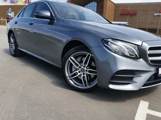 2019 Mercedes-Benz E-Класс 200 V (W213, S213, C238), серый, 5000000 рублей, вид 2