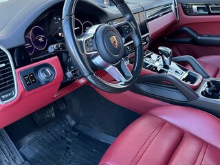 2021 Porsche Cayenne III, серый, 8000000 рублей, вид 4