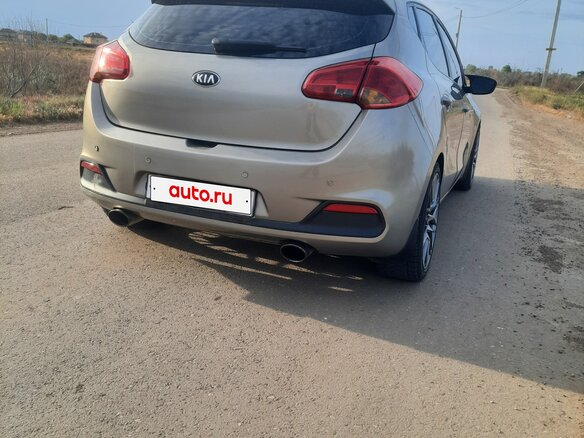 2015 Kia Ceed II, серебристый, 1150000 рублей - вид 4
