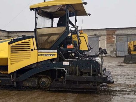 2011 Bomag BF600C-2, жёлтый, 11800000 рублей, вид 1
