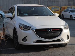 2015 Mazda Demio IV (DJ), белый, 1150000 рублей, вид 2