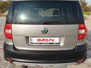 2011 Skoda Yeti I, серый, 660000 рублей, вид 4