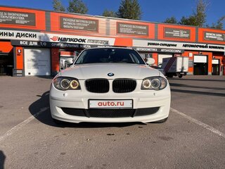 2010 BMW 1 серии 118i I (E81/E82/E87/E88) Рестайлинг, белый, 899000 рублей, вид 3