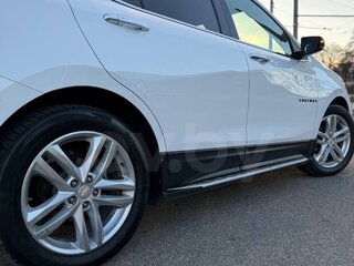 2018 Chevrolet Equinox III, белый, 1400000 рублей, вид 5