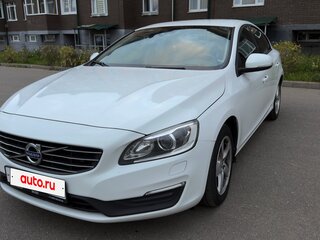 2015 Volvo S60 II Рестайлинг, белый, 1490000 рублей, вид 3