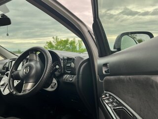 2007 Toyota Wish I Рестайлинг, серый, 900000 рублей, вид 4