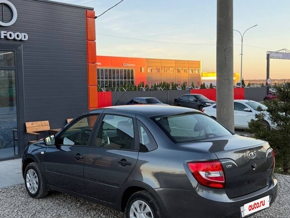2018 Lada (ВАЗ) Granta I, серебристый, 520000 рублей - вид 14
