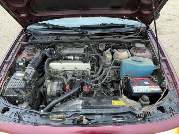 1991 Volkswagen Passat B3, красный, 150000 рублей - вид 12