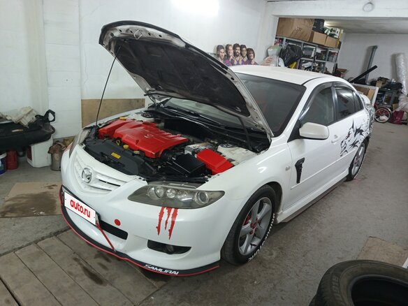 2002 Mazda Atenza I, белый, 725000 рублей