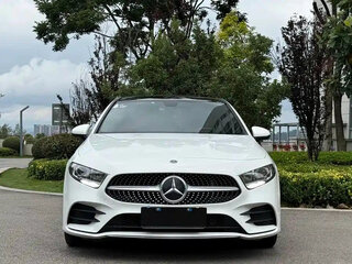 2022 Mercedes-Benz A-Класс 180 IV (W177), белый, 1700000 рублей, вид 2