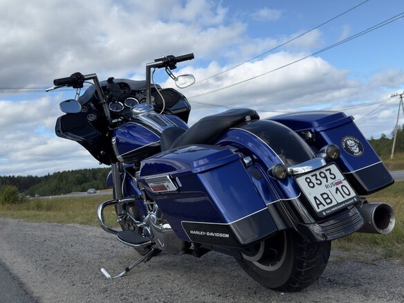 2011 Harley-Davidson Road Glide Limited, синий, 1000000 рублей - вид 24