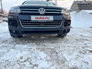2012 Volkswagen Touareg II, синий, 2680000 рублей, вид 3