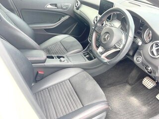 2016 Mercedes-Benz GLA 180 I (X156), белый, 1171000 рублей, вид 5