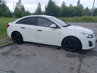 2013 Chevrolet Cruze I Рестайлинг, белый, 450000 рублей, вид 2
