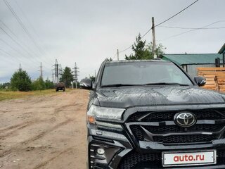 2019 Toyota Land Cruiser 200 Series Рестайлинг 2, чёрный, 11500000 рублей, вид 3