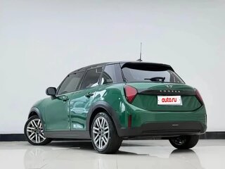 2025 Mini Hatch C IV (F65/F66/J01), зелёный, 3200000 рублей, вид 4
