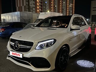 2016 Mercedes-Benz GLE 500 I (W166), белый, 4800000 рублей, вид 2