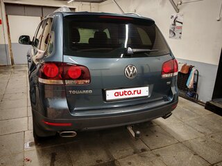 2008 Volkswagen Touareg I Рестайлинг, серый, 920000 рублей, вид 3