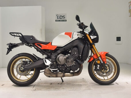 2025 Yamaha XSR900, белый, 1200000 рублей, вид 1