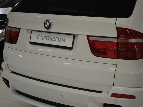 2008 BMW X5 4.8i II (E70), белый - вид 26