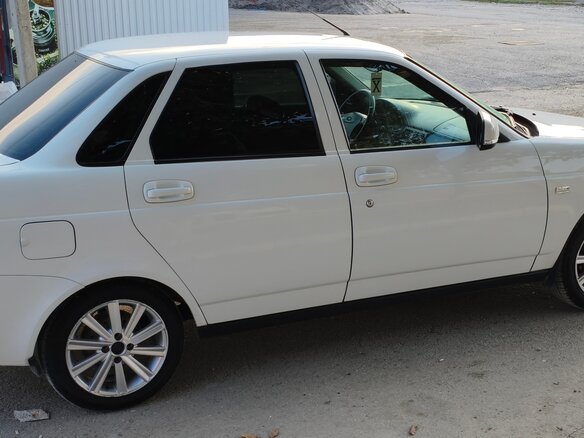 2011 Lada (ВАЗ) Priora I, белый, 375000 рублей - вид 5