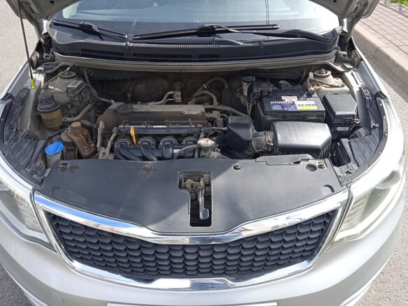 2015 Kia Rio III Рестайлинг, серебристый, 1350000 рублей - вид 14