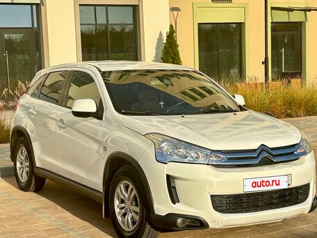 2014 Citroen C4 Aircross, белый, 650000 рублей, вид 3