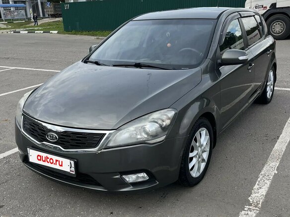 2011 Kia Ceed I Рестайлинг, серый, 590000 рублей - вид 1
