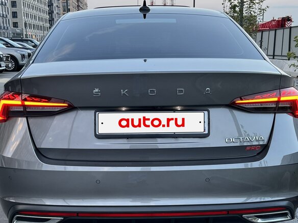 2023 Skoda Octavia IV (A8), серебристый, 2749000 рублей - вид 15