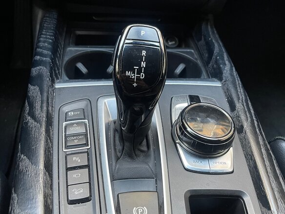 2014 BMW X5 35i III (F15), коричневый, 3000000 рублей - вид 5