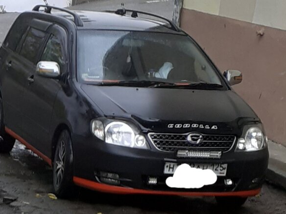 2000 Toyota Corolla Fielder IX (E120, E130), чёрный, 400000 рублей - вид 2