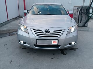 2008 Toyota Camry VI (XV40), серебристый, 920000 рублей, вид 2