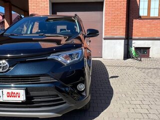 2017 Toyota RAV4 IV (XA40) Рестайлинг, чёрный, 1980000 рублей, вид 2