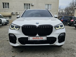 2020 BMW X5 40d IV (G05/G18), белый, 8900000 рублей, вид 3