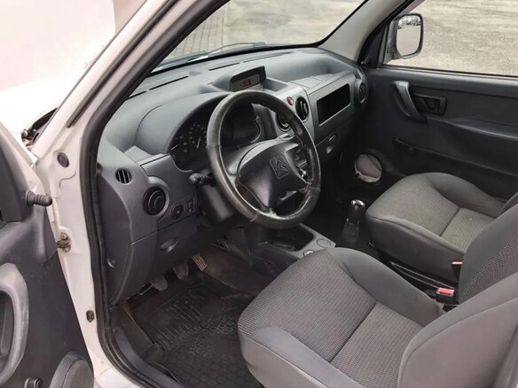 2010 Citroen Berlingo, белый, 320000 рублей - вид 6
