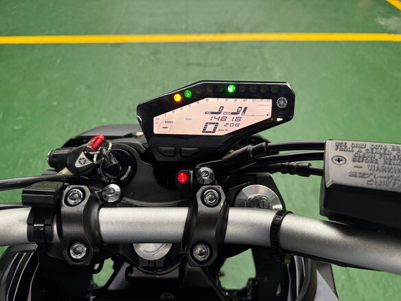 2018 Yamaha MT-09 (FZ-09), серый, 875000 рублей - вид 13
