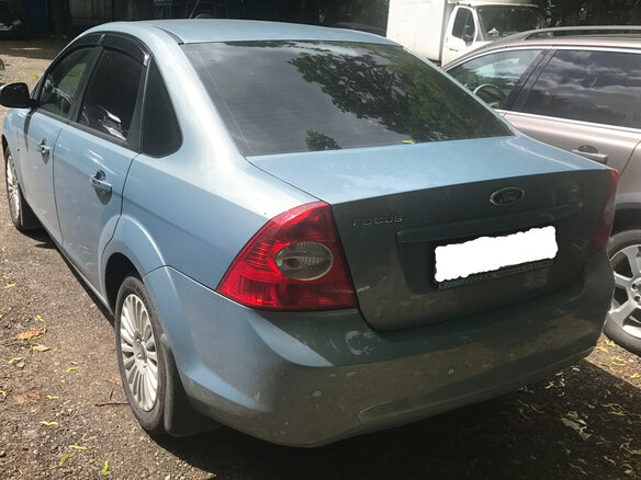 2010 Ford Focus II Рестайлинг, серый - вид 2