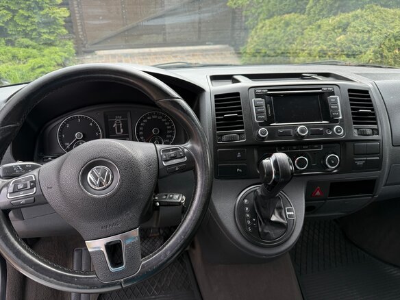2011 Volkswagen Multivan T5 Рестайлинг, чёрный, 1960000 рублей - вид 7