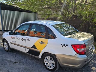 2021 Lada (ВАЗ) Granta I Рестайлинг, белый, 520000 рублей, вид 4