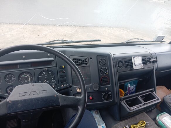 1995 DAF CF 85, синий, 1100000 рублей - вид 6