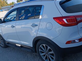 2013 Kia Sportage III, белый, 1800000 рублей, вид 3