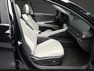 2023 Hyundai Avante VII Рестайлинг, чёрный, 1660000 рублей, вид 5