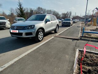 2012 Volkswagen Touareg II, серебристый, 2150000 рублей, вид 5