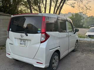 2017 Toyota Roomy I, белый, 1050000 рублей, вид 4